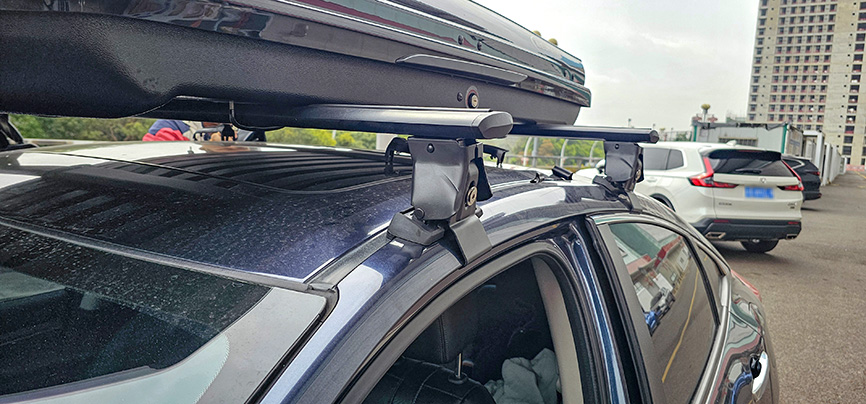 本田思域十代安装纽曼305s车顶架+车顶行李箱