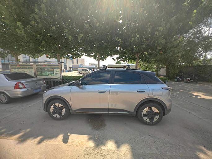 吉利银河星愿安装车顶架，纽曼305s车顶架+车顶箱，专车专用就是香啊！